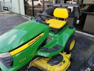 2008 JOHN DEERE X320
