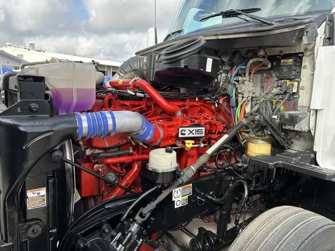 2021 Kenworth T680
