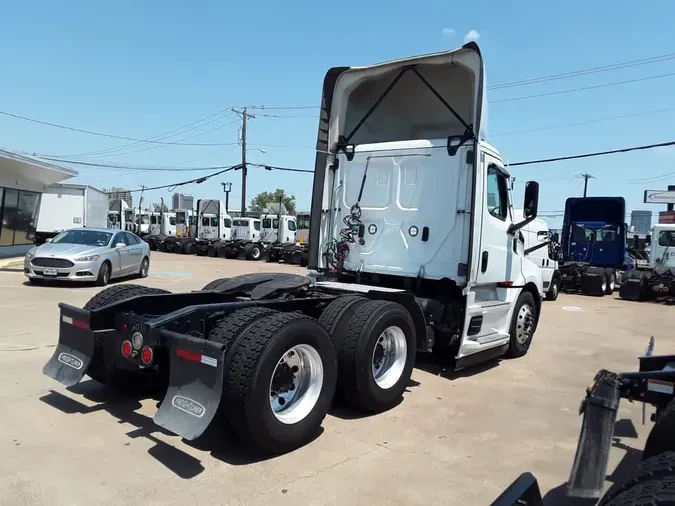 2022 FREIGHTLINER NEW CASCADIA PX12664