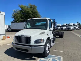 2019 FREIGHTLINER/MERCEDES M2 106