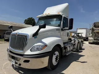 2019 INTERNATIONAL LT