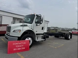 2021 FREIGHTLINER/MERCEDES M2 106