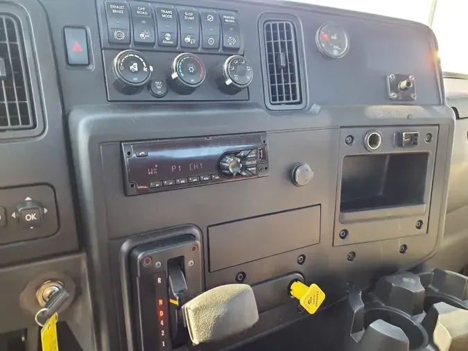 2020 NAVISTAR INTERNATIONAL MV607 (4X2)