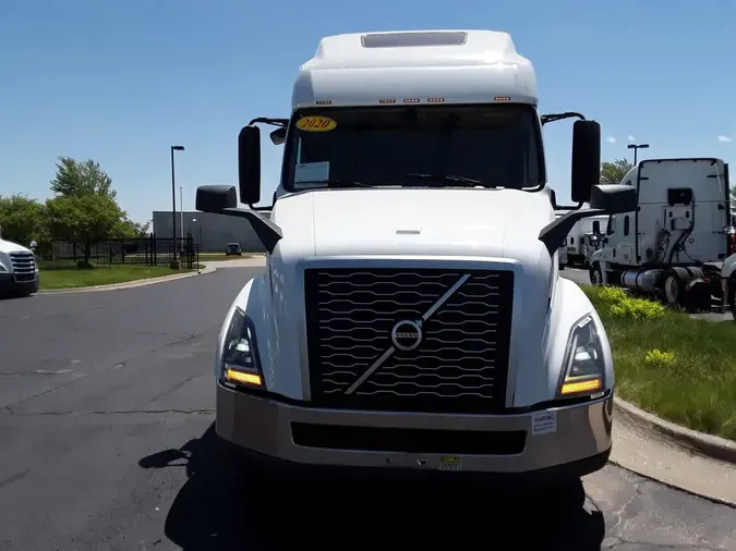 2020 VOLVO VNL64T-760
