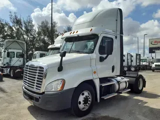 2019 FREIGHTLINER/MERCEDES CASCADIA 125