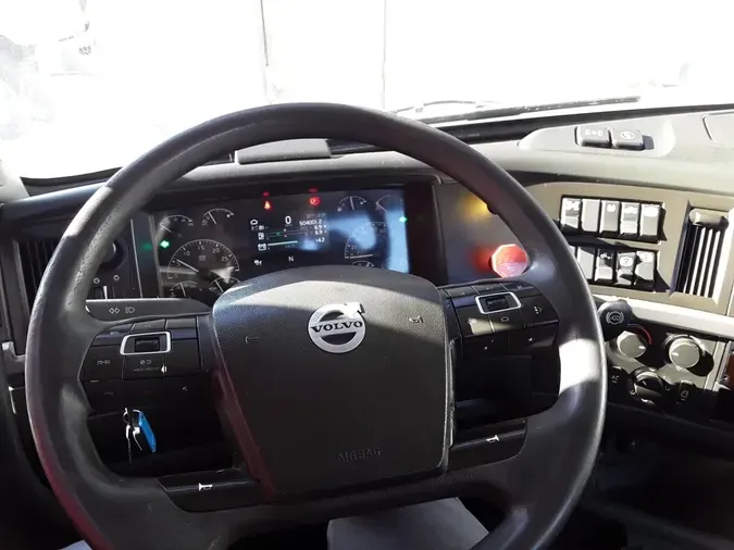 2019 VOLVO VNL64T-300