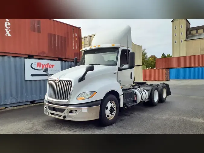 2019 NAVISTAR INTERNATIONAL LT625 DAYCAB T/A0ab2d77fbb8d65161558cc9515858e09