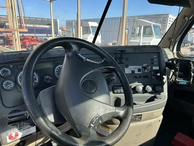 2016 FREIGHTLINER CASCADIA 125