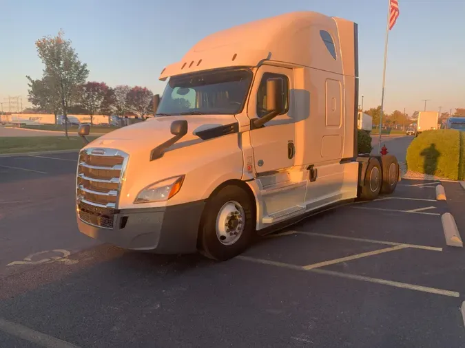 2020 Freightliner Cascadia