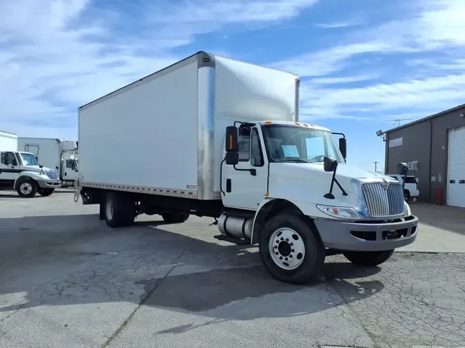 2019 NAVISTAR INTERNATIONAL 4300