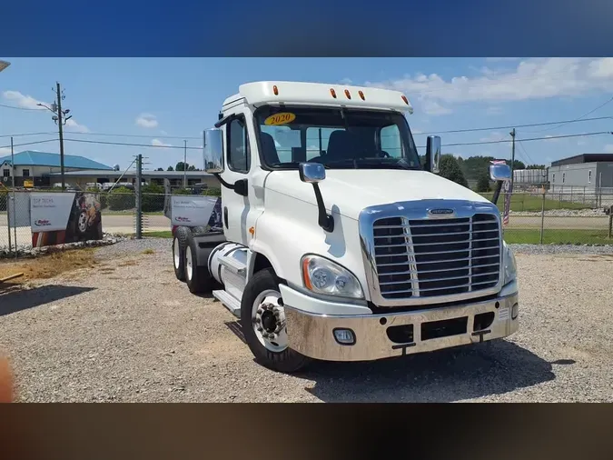 2020 FREIGHTLINER/MERCEDES CASCADIA 1250ab76df4052a0818eaad683056e659fc