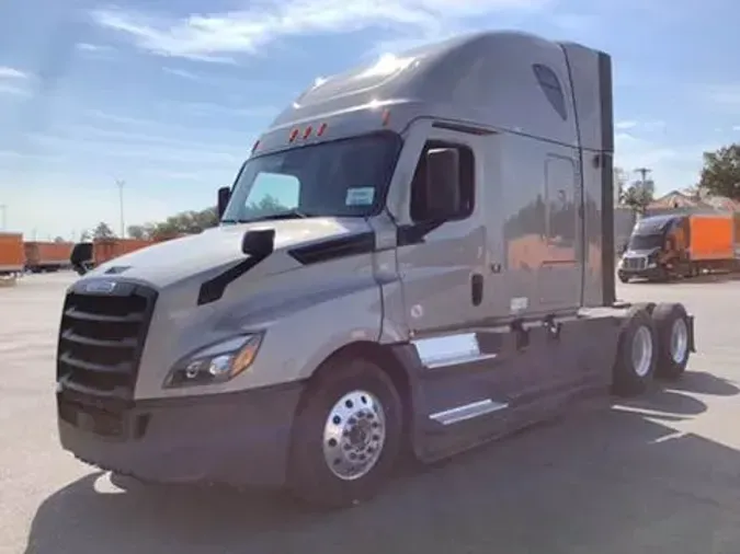 2023 Freightliner Cascadia