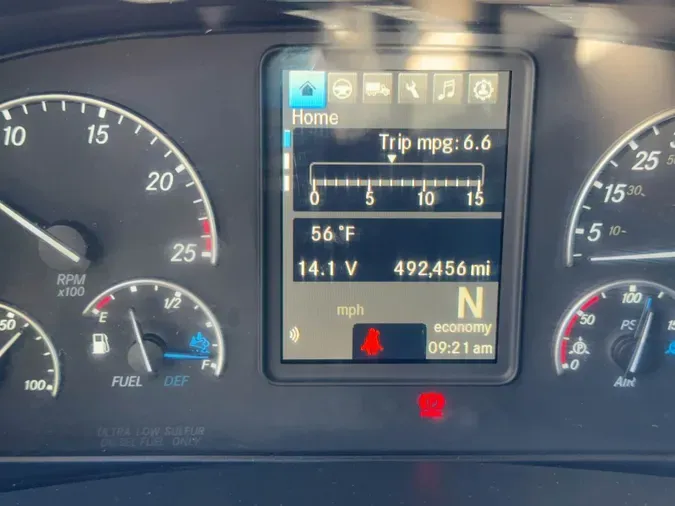 2021 Freightliner Cascadia 1260abad5639ef48e73e5a24a8442b31f33