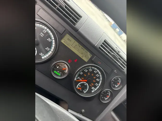 2019 FREIGHTLINER/MERCEDES CASCADIA 125