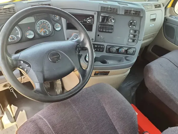 2018 FREIGHTLINER CASCADIA 113