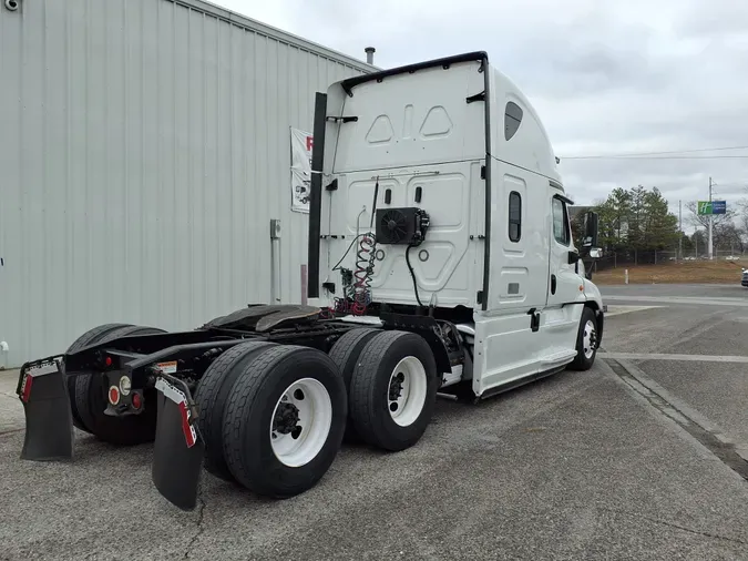 2019 FREIGHTLINER/MERCEDES CASCADIA 125