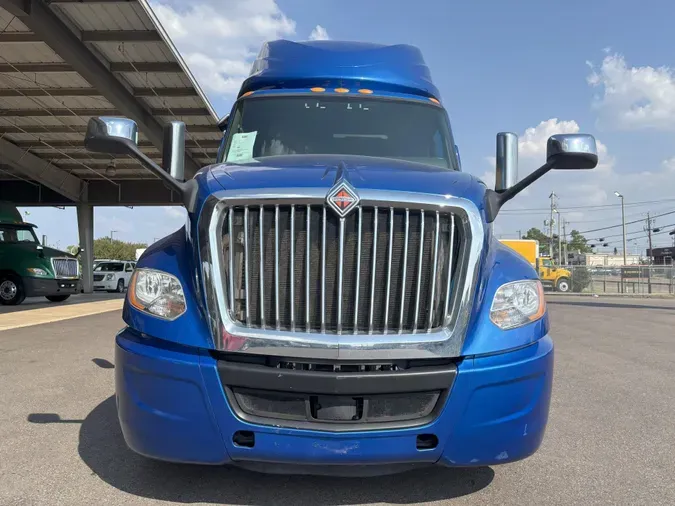 2020 International LT625