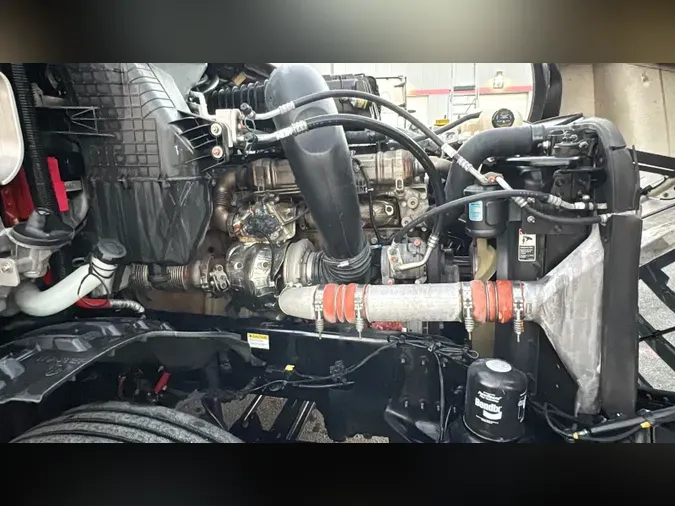 2024 Freightliner Cascadia 126