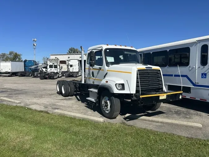 2016 Freightliner 108SD