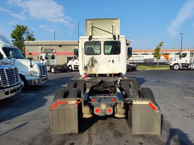 2018 FREIGHTLINER/MERCEDES CASCADIA 125