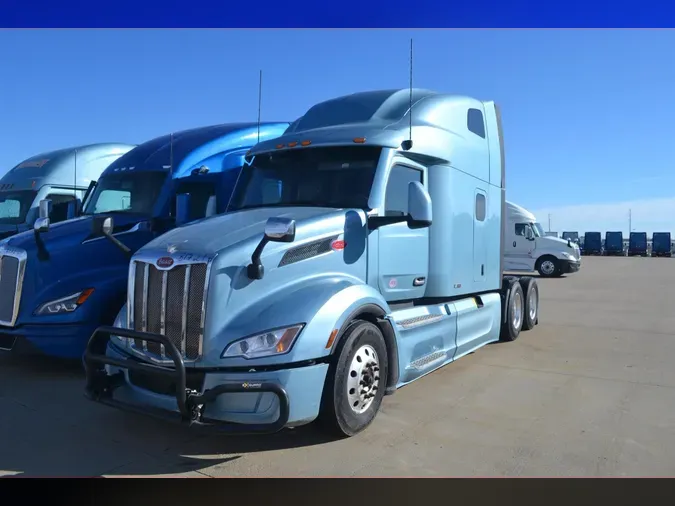 2022 PETERBILT 579