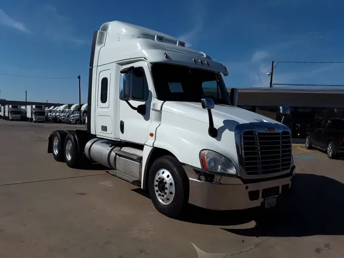 2020 FREIGHTLINER/MERCEDES CASCADIA 125