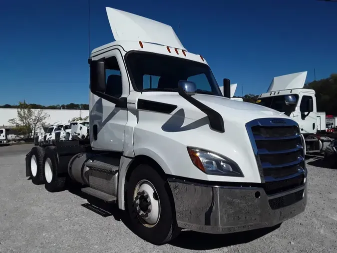 2019 FREIGHTLINER/MERCEDES NEW CASCADIA PX12664
