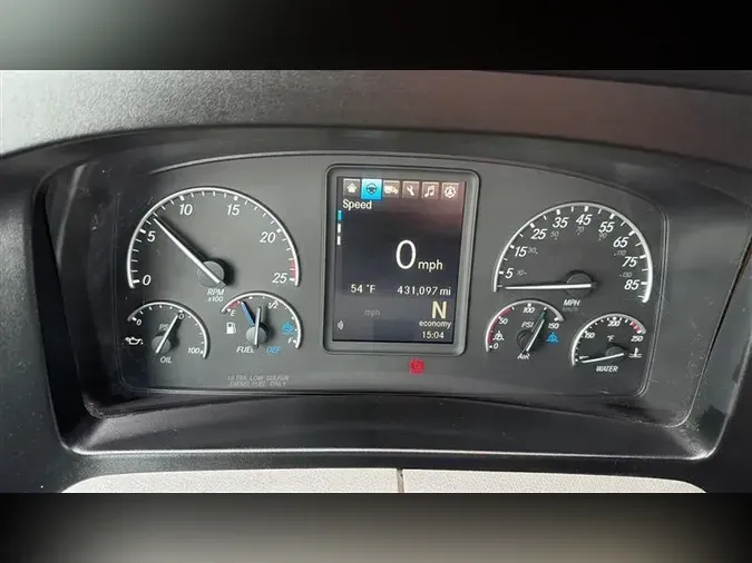 2022 FREIGHTLINER CA126