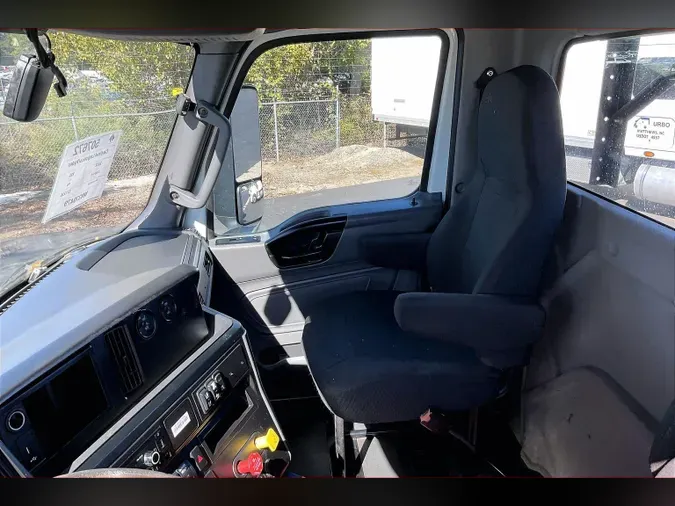 2022 INT LT625 6x4