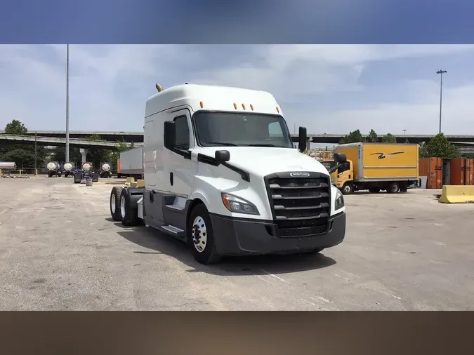 2020 Freightliner Cascadia 1260addca7dc613766015465e29a363e50a