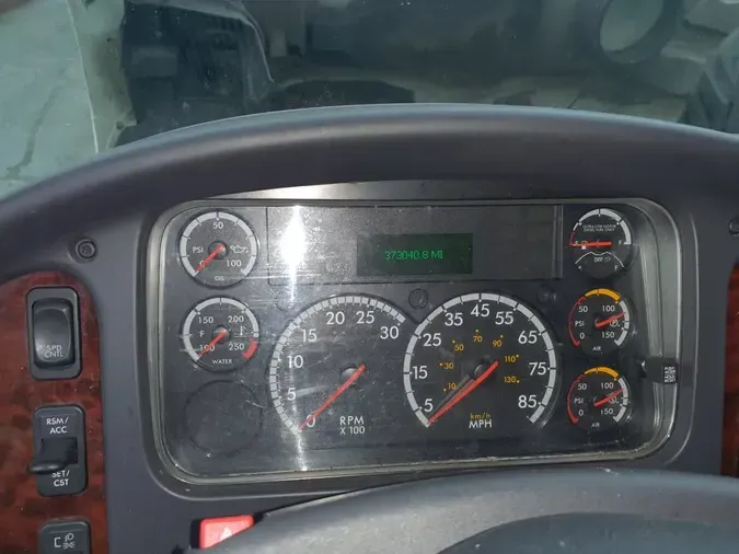 2022 FREIGHTLINER/MERCEDES M2 106
