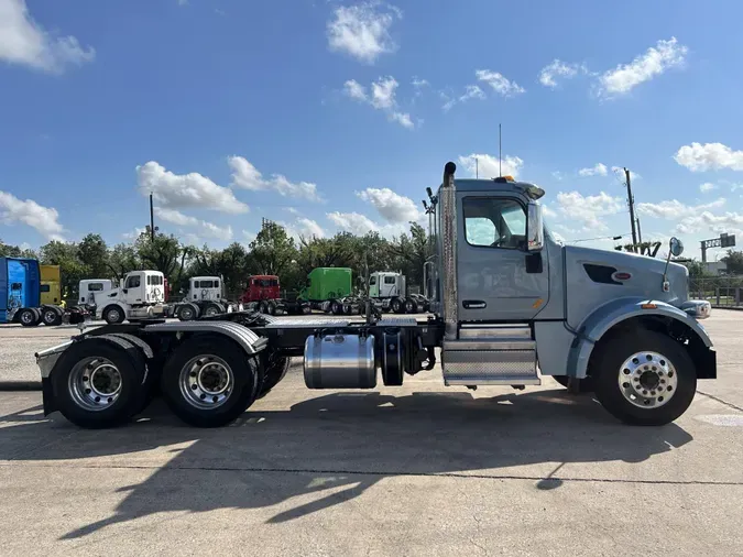 2021 Peterbilt 567