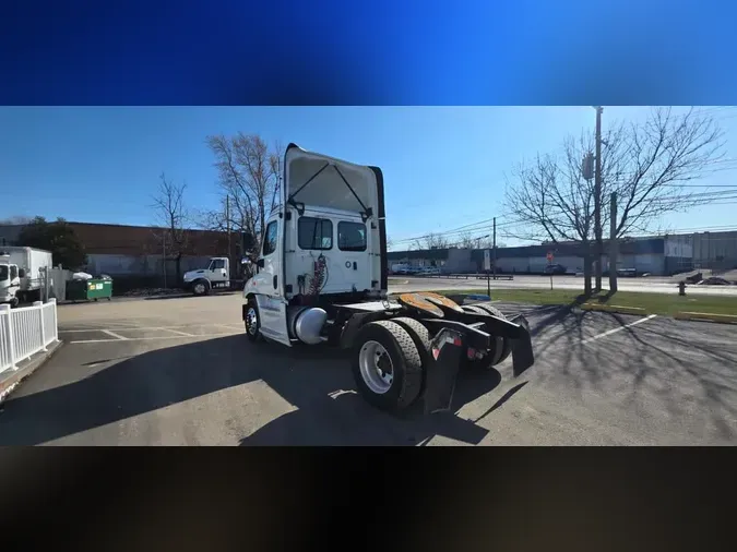 2019 FREIGHTLINER/MERCEDES CASCADIA 1130ae6ee7bd6180014e1e2ff09bd369459
