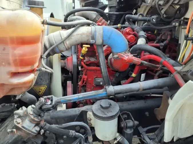 2019 NAVISTAR INTERNATIONAL MV607 (4X2)0aec17da4e934107ec919b069b18e1b7