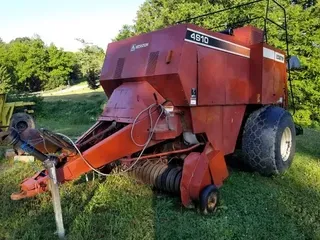 2000 Hesston 4910