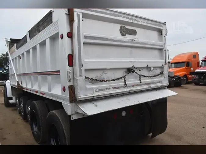 2005 PETERBILT 357