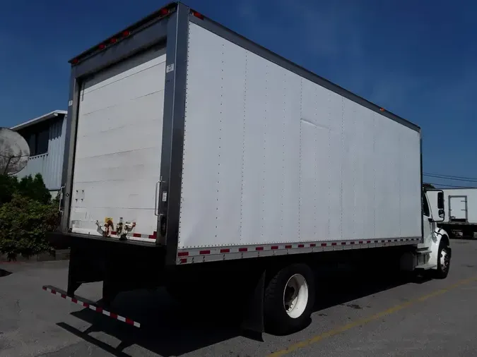 2018 FREIGHTLINER M2 106
