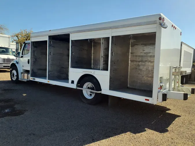 2017 FREIGHTLINER/MERCEDES M2 106