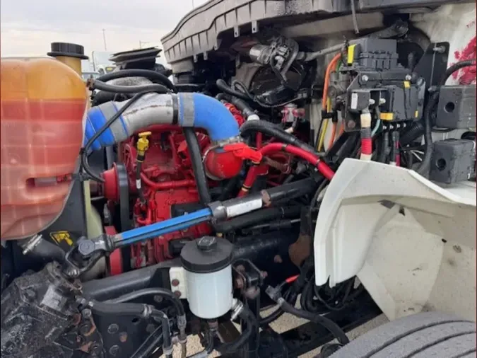 2020 NAVISTAR INTERNATIONAL MV607 (4X2)