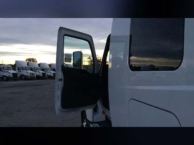 2022 International LT6250af8b98ce4d010d6c429e08c6584cd8d