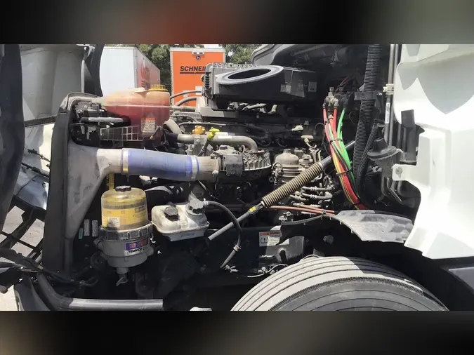 2021 Freightliner Cascadia 126