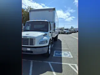 2021 FREIGHTLINER/MERCEDES M2 106