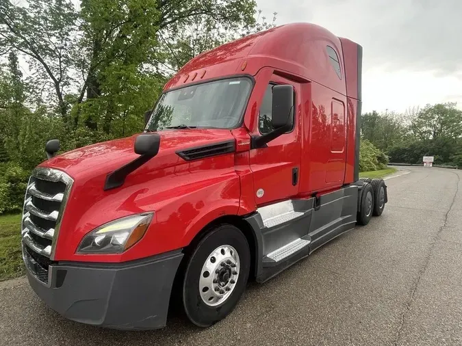 2022 Freightliner Cascadia&reg;0afa06ce5e455dc7506075b0ef96dfd2