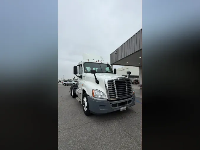 2020 FREIGHTLINER/MERCEDES CASCADIA 1250afbac81575703697ebb5a8cb12b5f16