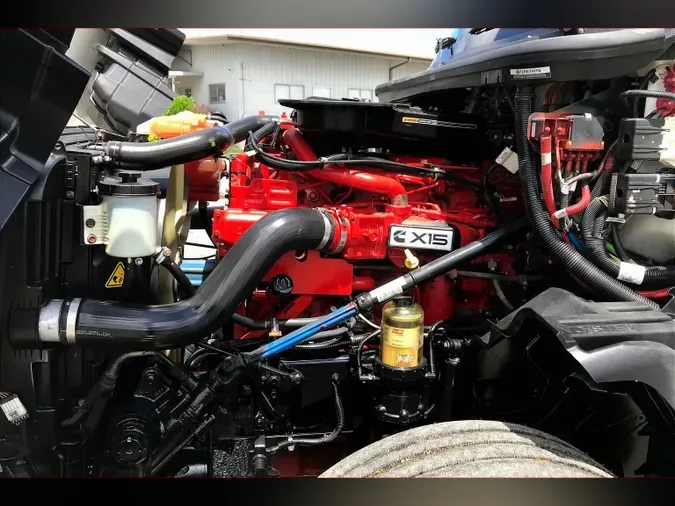 2022 INT LT625 6x4