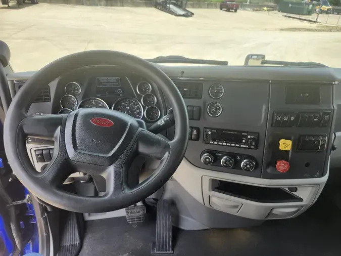 2022 Peterbilt 579