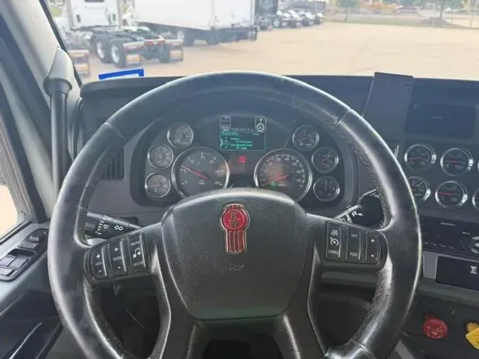 2020 Kenworth T6800b029b57c5f66e0a4813b1de94c4d352