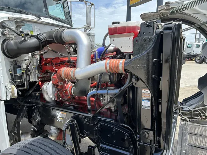 2020 Peterbilt 389