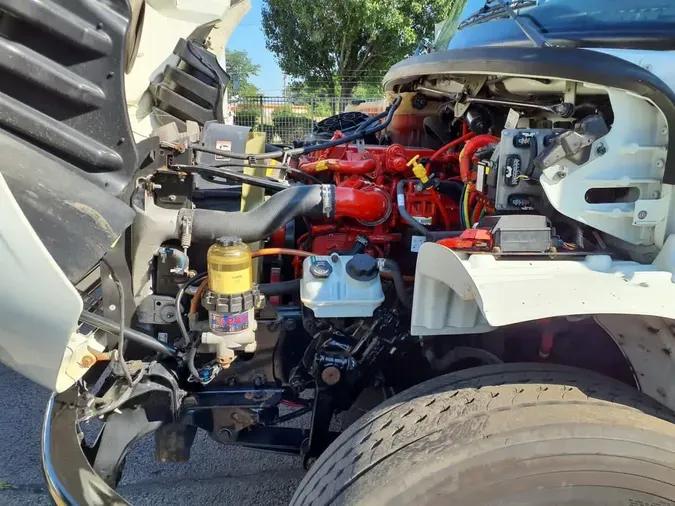 2019 FREIGHTLINER M2 106