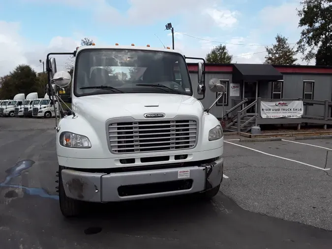 2014 FREIGHTLINER/MERCEDES M2 106